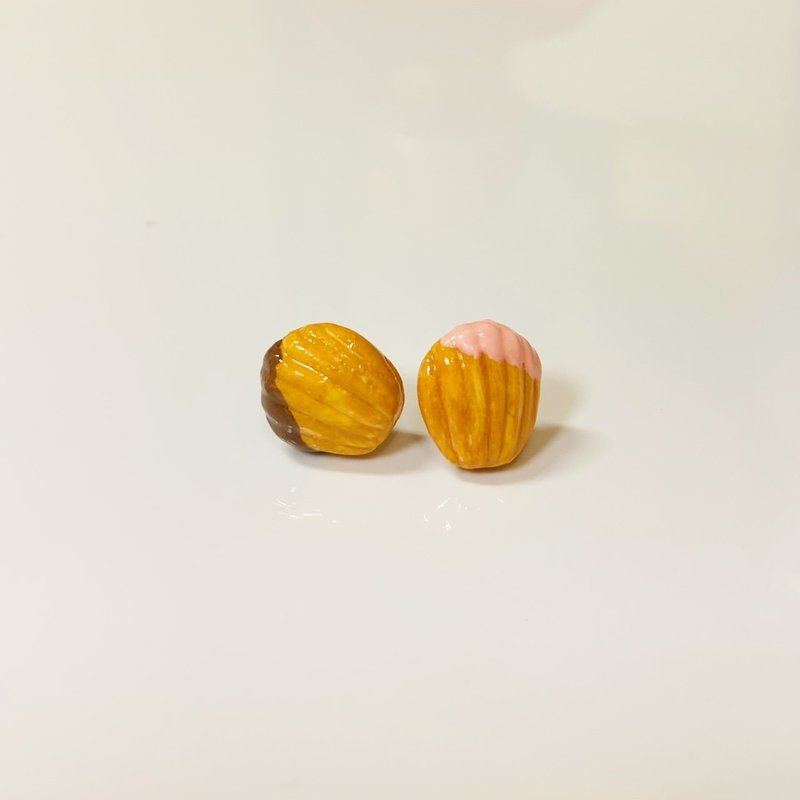 ~~ Mini new listing ~~ mini Madeleine earrings set (a set of 2) (which can change the ear clip-on) ((over 600 were sent mysterious little gift))