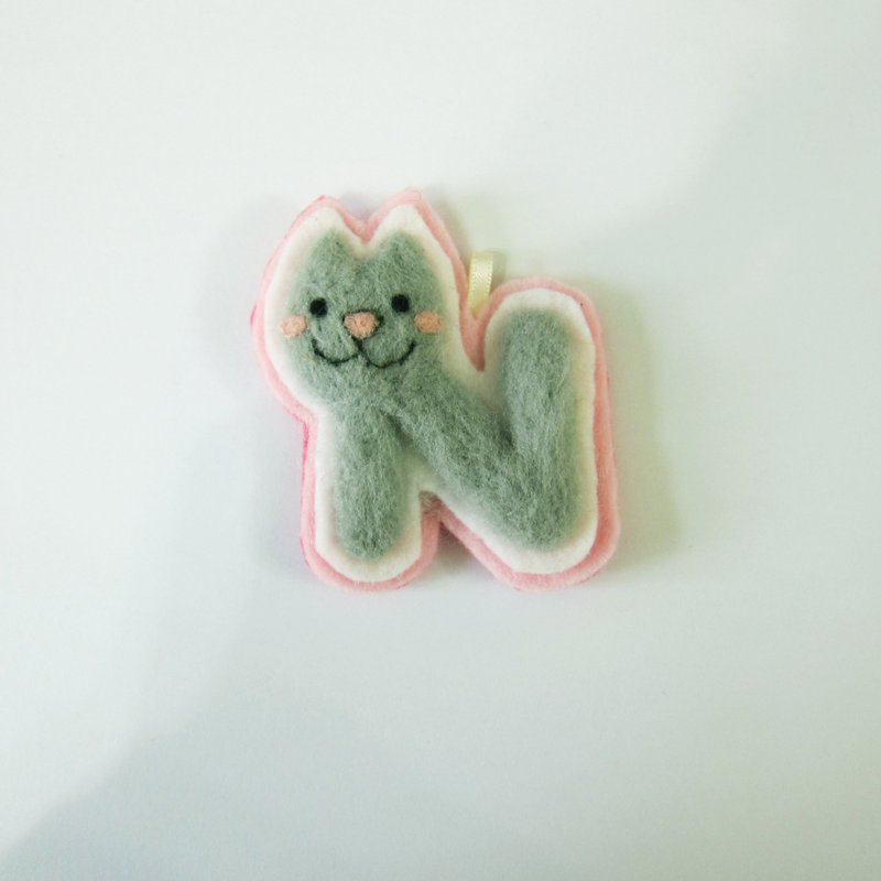 Meow star language letter 'N' Charm