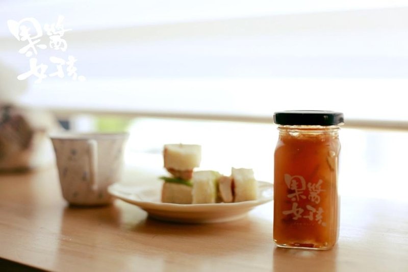 Jam Girl - lemon green apple sauce 230g