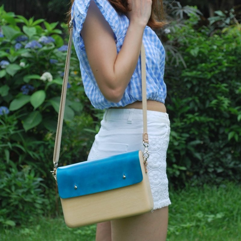 手造木製肩背包 / 斜背包 (中號) - 側背包/斜背包 - 木頭 咖啡色