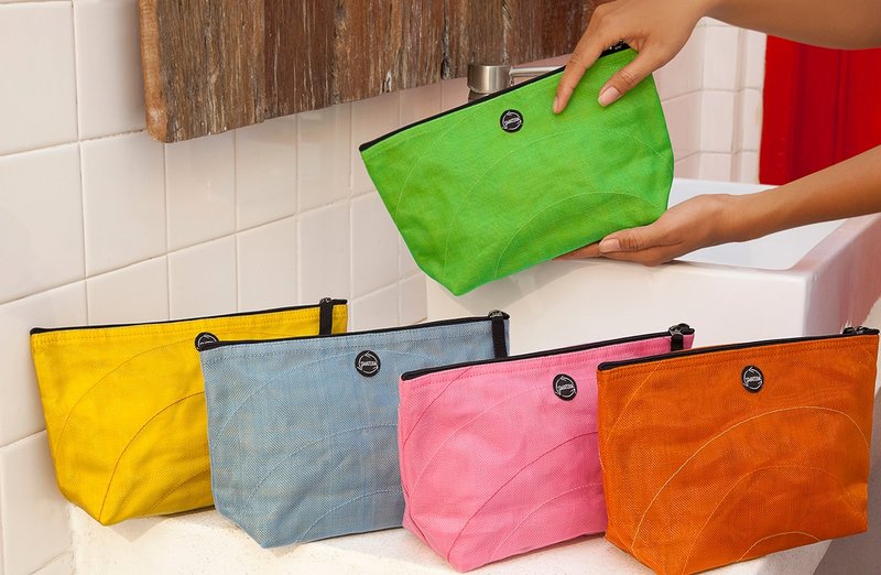 SMATERIA-NICK-vanity case- lightweight admission package