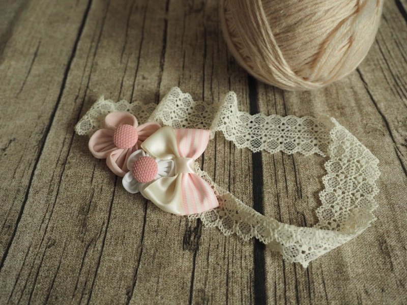 Handmade pink flower baby/kid headband