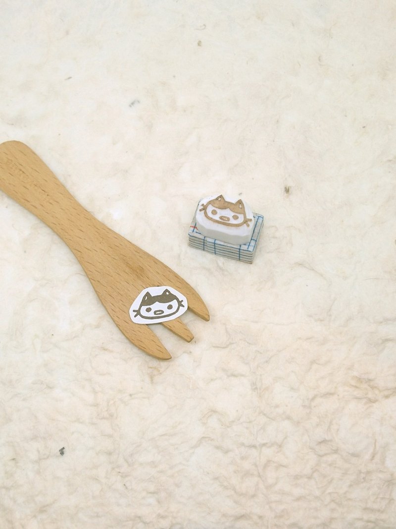 Little Bean Seal - Cat Cat No. 36