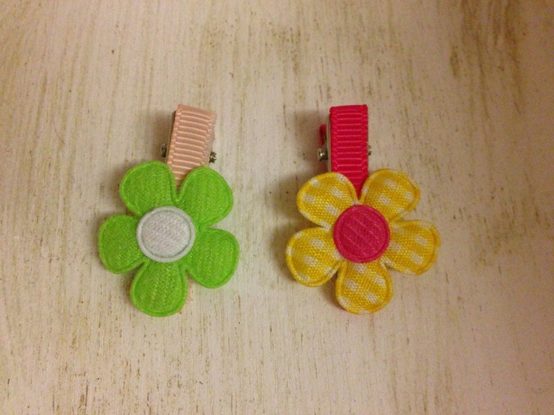 ★ 110806 ★ 3.5CM flower hairpin (hair less baby use)