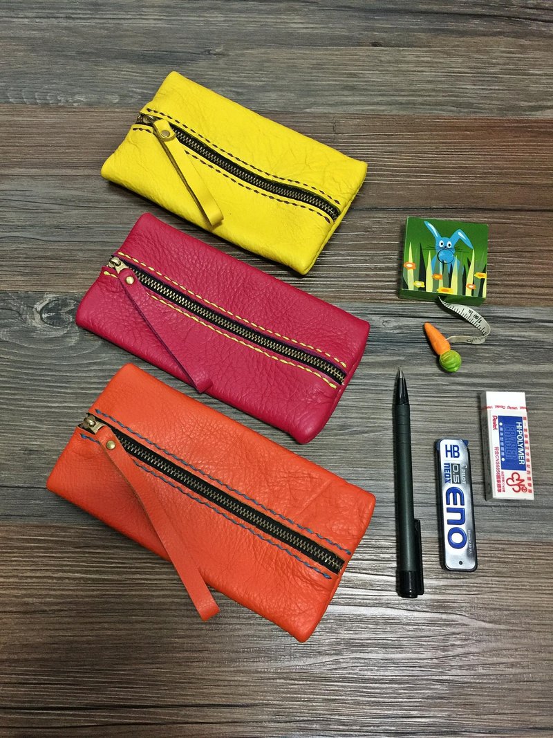 Nora pressed Litchi pattern leather pencil case
