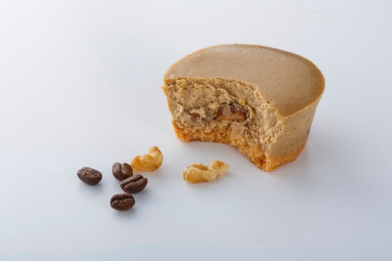 Coffee stone fruit heavy cheese a box of 6 pieces handmade cheese cake Moon cake