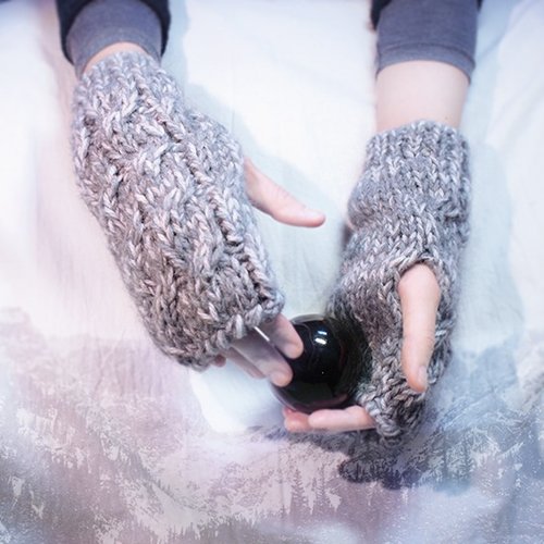 Antique Thread Knitted Half Finger Gloves-Snow Fox Hand Knitted Mid-length Linen Pattern Gradation Gray