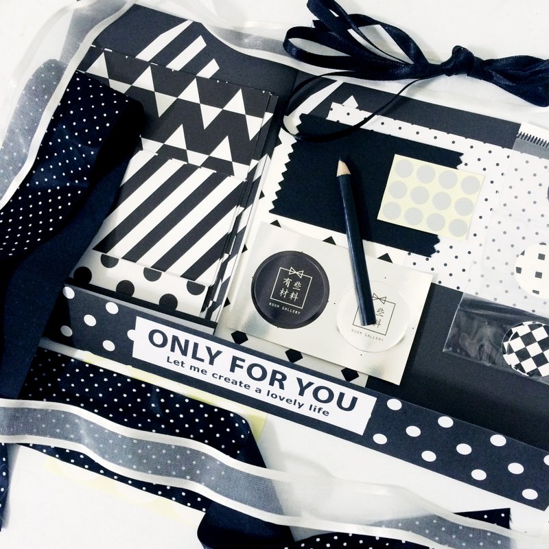 包裝材料 / 黑白低調款 - 卡片/明信片 - 紙 黑色