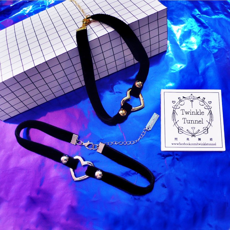 Black suede hollow nails posted neck necklace