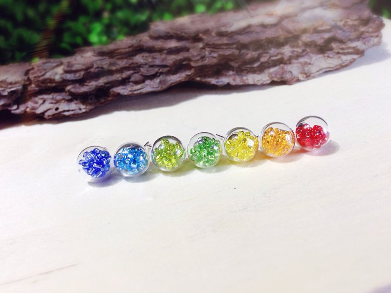*Haku‧Neko*Rainbow glass ball earrings (set of seven) {optional stylus / cramping}