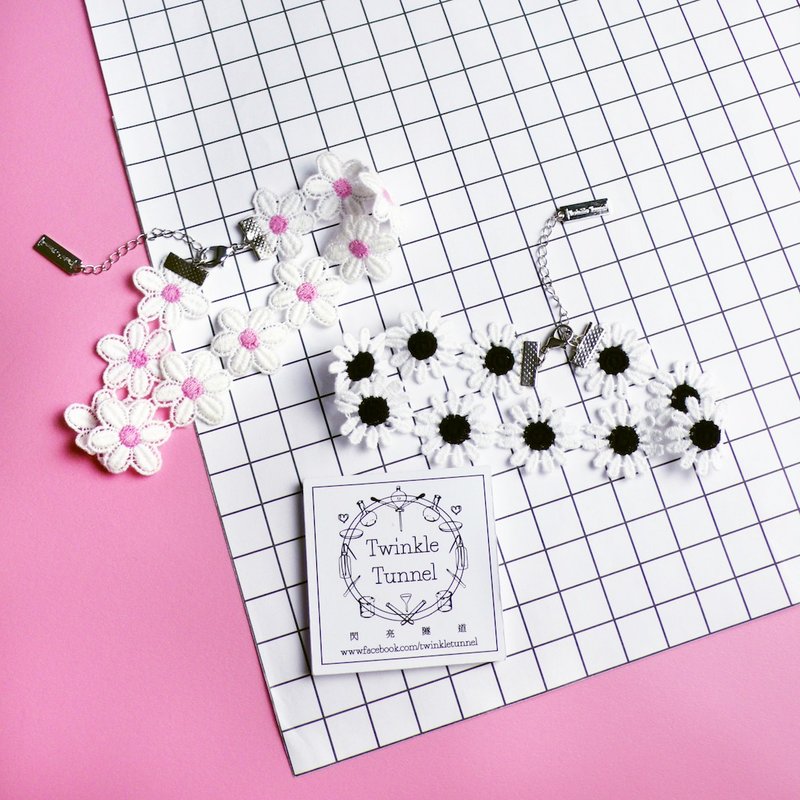 Flower Ribbon stickers neck Necklace