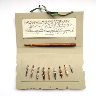 422ECO Folder Writing Set- Wooden Nibholder+9 nibs+ Calligraphy Examples/ France