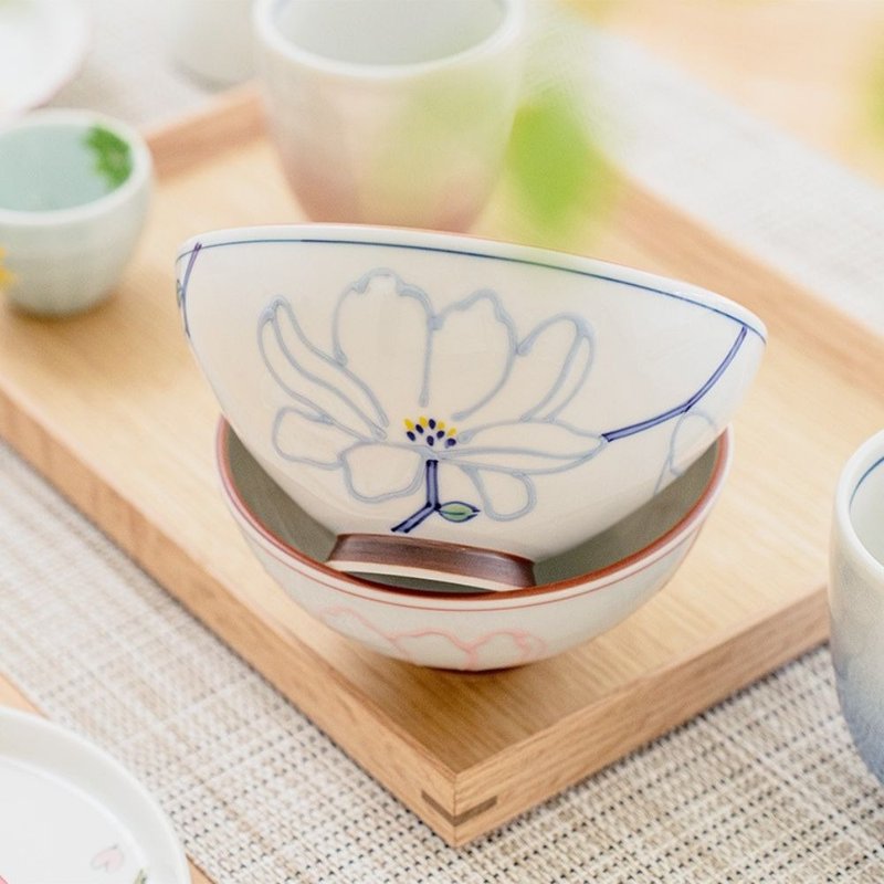 【喬遷禮物】手描花朵飯碗 - 碗 - 瓷 白色