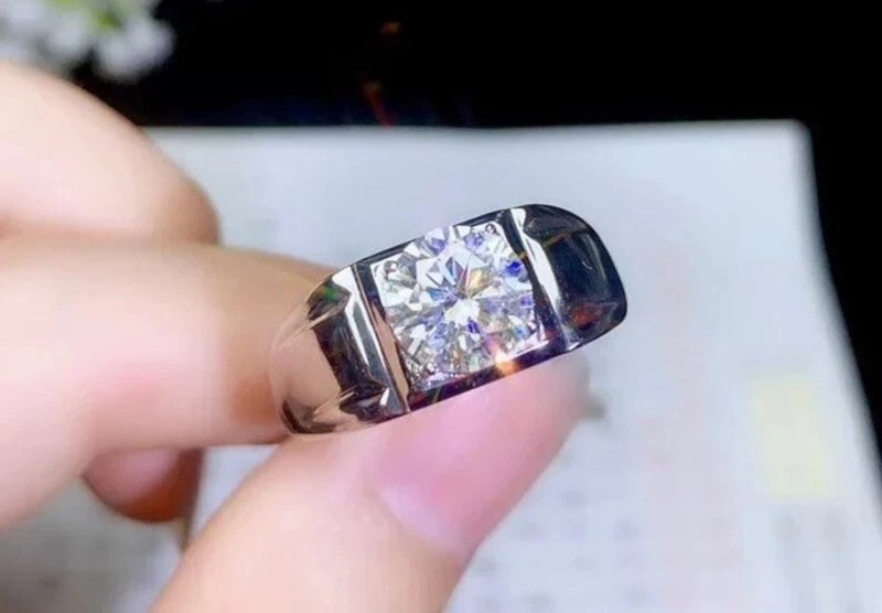 2 Carat Rare Moissanite Diamond Sterling Silver 925 Handmade Ring Mens Diamond - 戒指 - 寶石 透明