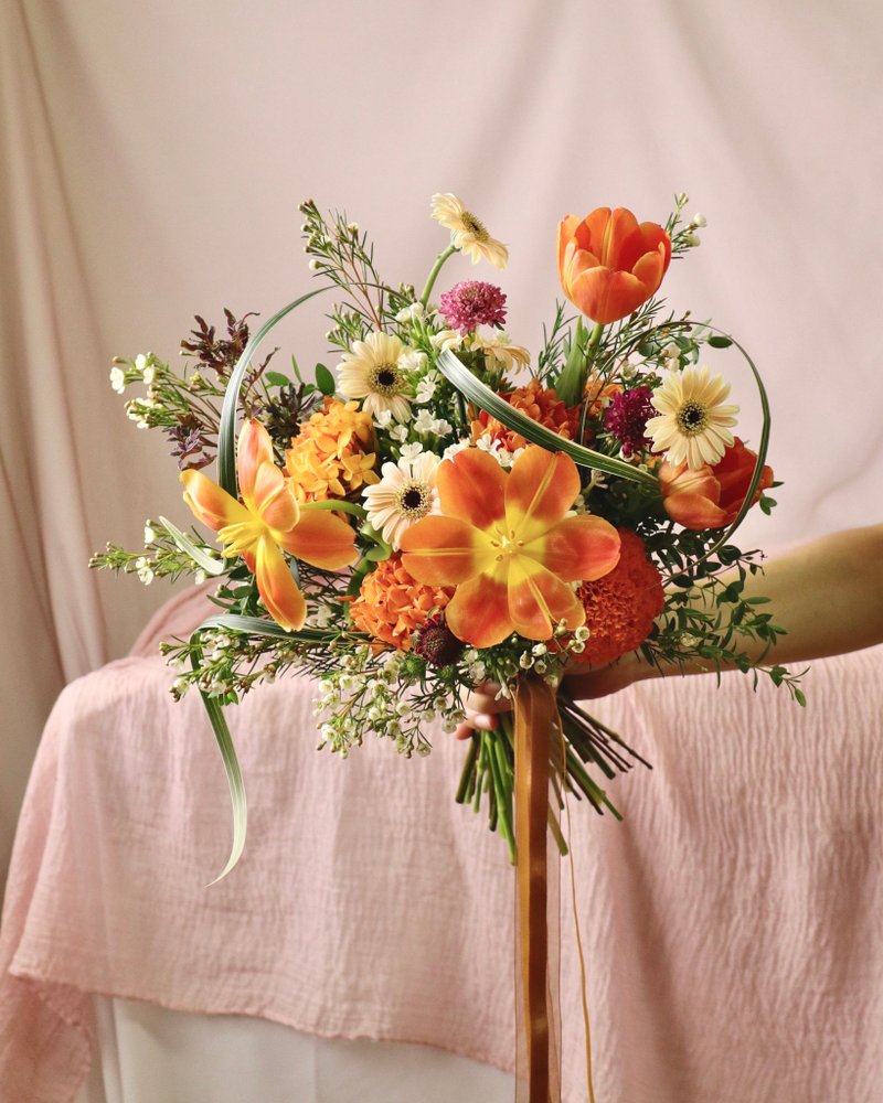 客製鮮花捧花 新娘捧花(橘色調) - 乾燥花/永生花 - 植物.花