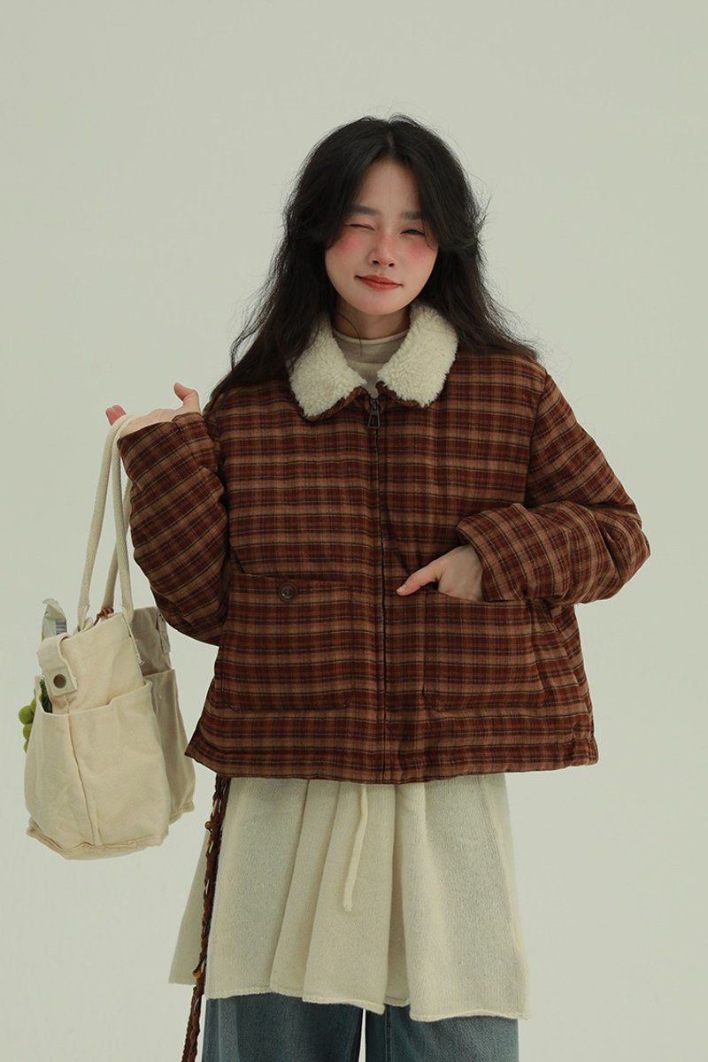 暗紅格紋 松茶可可 搖粒絨領子短款羽絨服 格子休閒文藝舒適外套 - 女大衣/外套 - 其他人造纖維 紅色