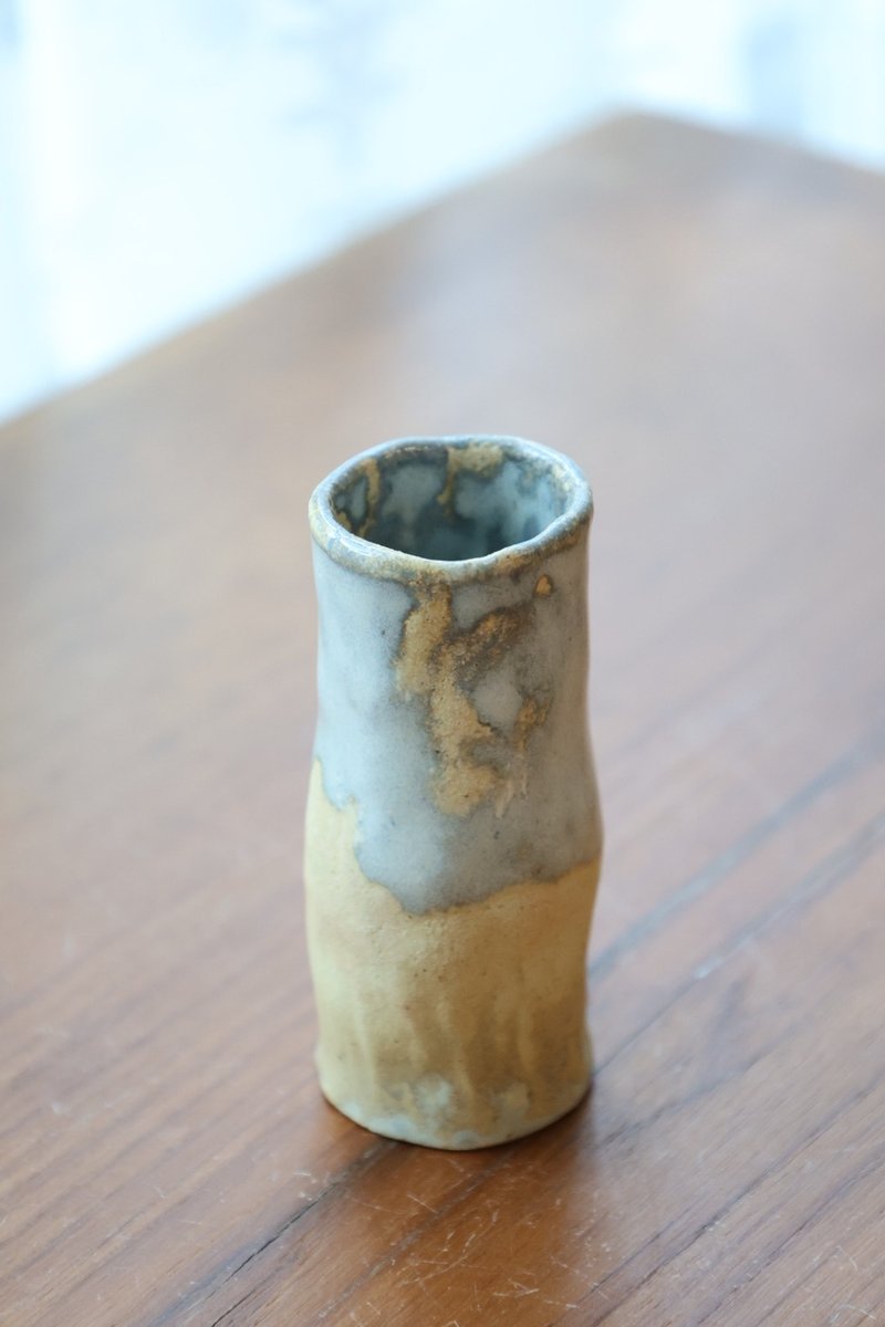 聖誕禮物交換禮物/侘寂風迷你乾花器 花插小瓶 療癒小物 可放單據 - 花瓶/花器 - 陶 卡其色