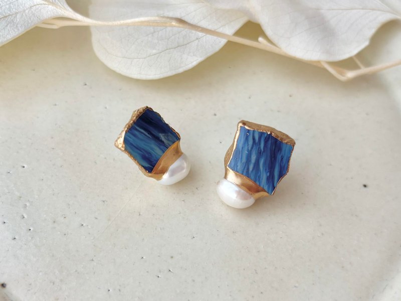 萩焼 金継ぎ サージカルステンレスピアス 藍色 淡水パール 天然石  伝統工芸 No.373 - 耳環/耳夾/耳骨夾 - 陶 藍色