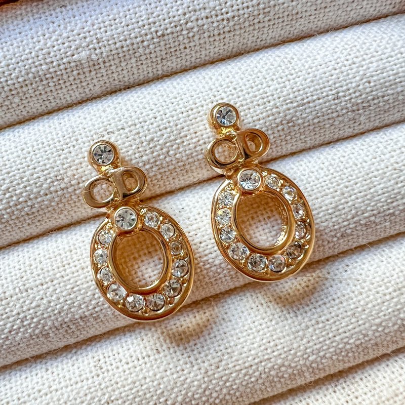 【日本中古】Vintage Dior 90-00年代 CD水鑽橢圓形耳針耳環 - 耳環/耳夾/耳骨夾 - 其他金屬 金色