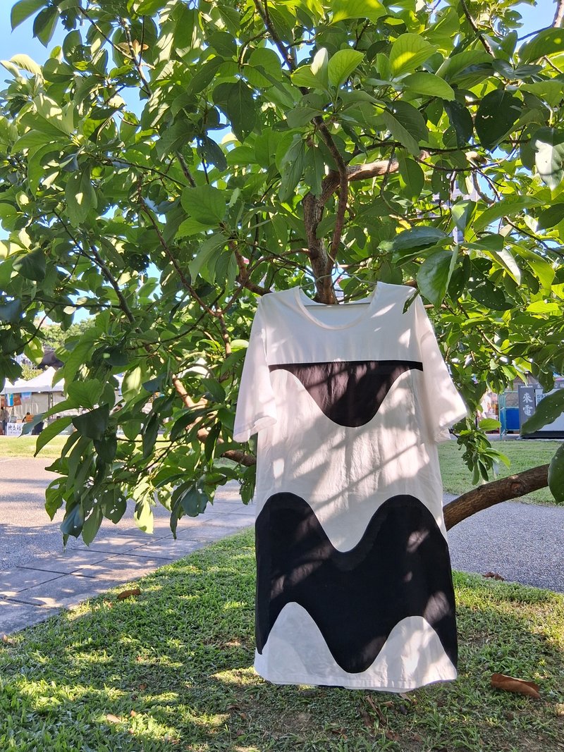 Designer collection marimekko印花布oversize直筒短袖洋裝 - 洋裝/連身裙 - 棉.麻 白色