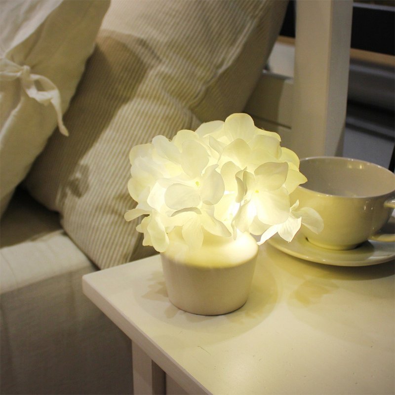 Via K Studio Hydrangea Ceramic Potted LED Artificial Flower Night Light Valentine's Day Gift Wedding Gift