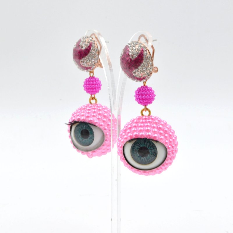 螢光粉紅樹脂珍珠眼球眼珠藝術耳環 24mm直徑 眨眼睡眼Swarovski - 耳環/耳夾/耳骨夾 - 其他金屬 粉紅色