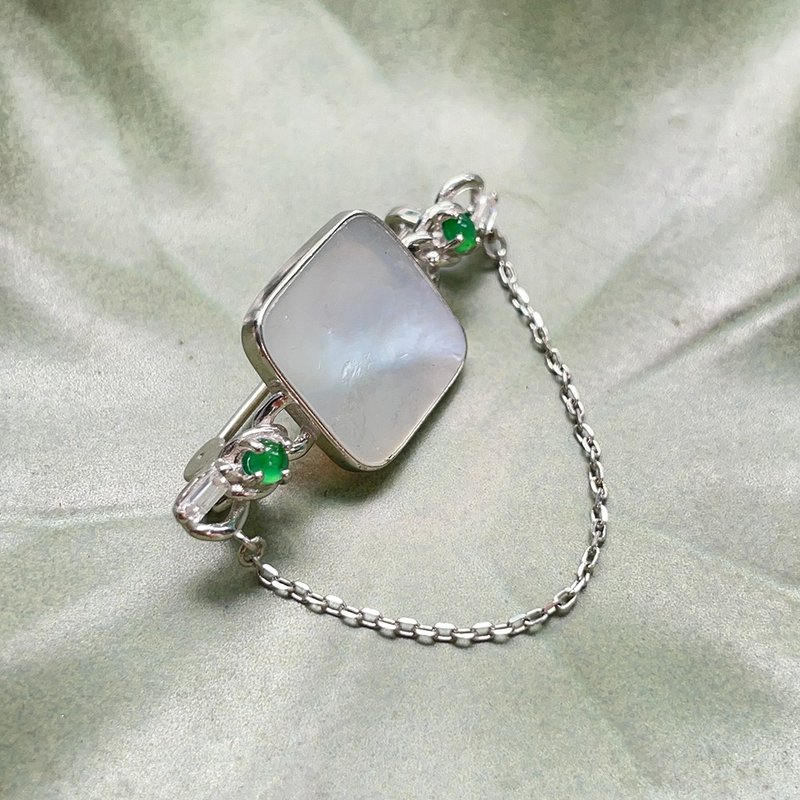 老坑綠翡翠蛋面鑲嵌貝母片925純銀胸針 | 天然玉翡翠A貨 | 送禮 - 胸針 - 玉石 綠色