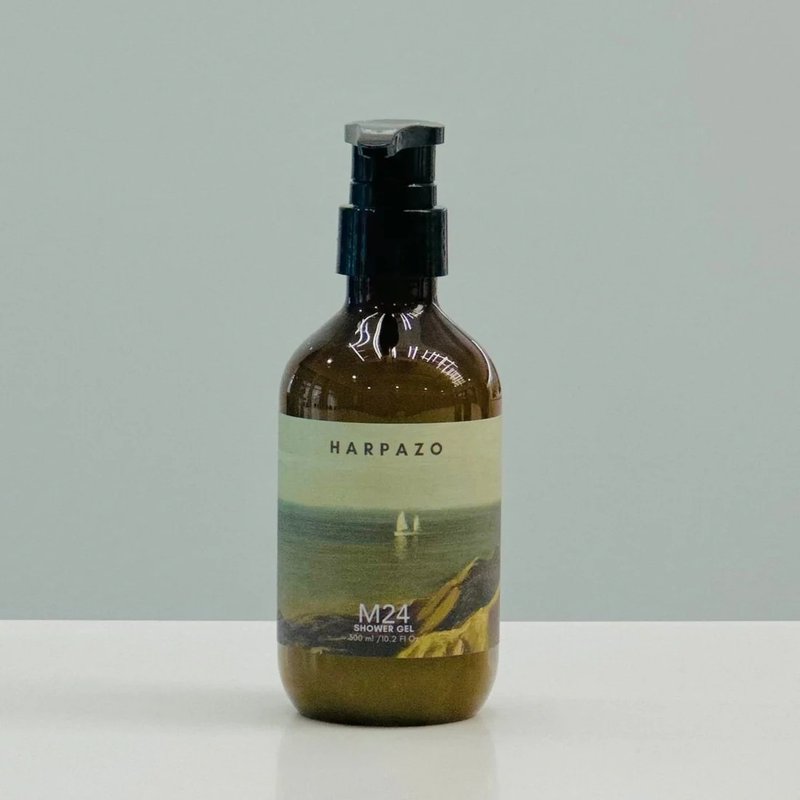M24 沐浴露 300ml 龍井綠茶香 - 保養/沐浴旅行組 - 精油 綠色