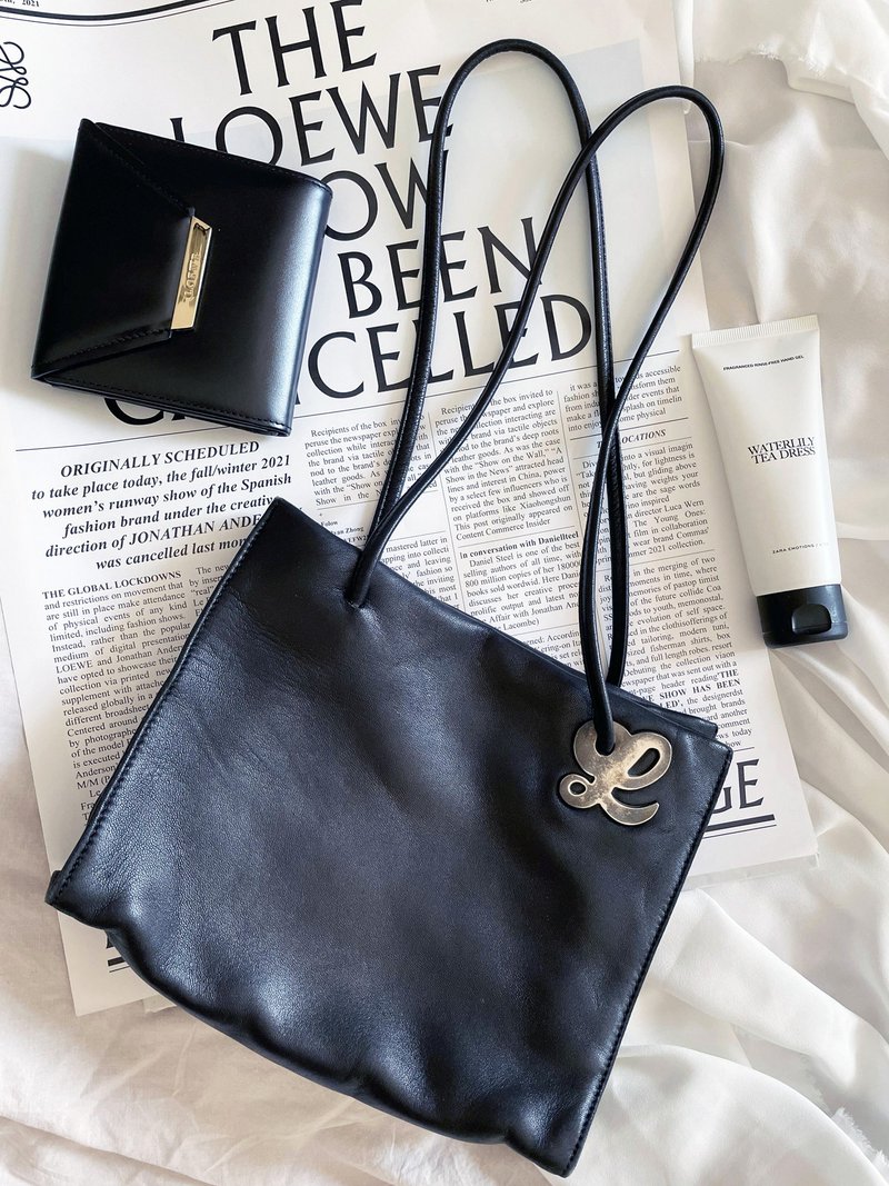 客留預訂 Loewe 羊皮軟軟 手提包單肩包托特包手挽袋手拿包手挽包 - 手提包/手提袋 - 真皮 黑色