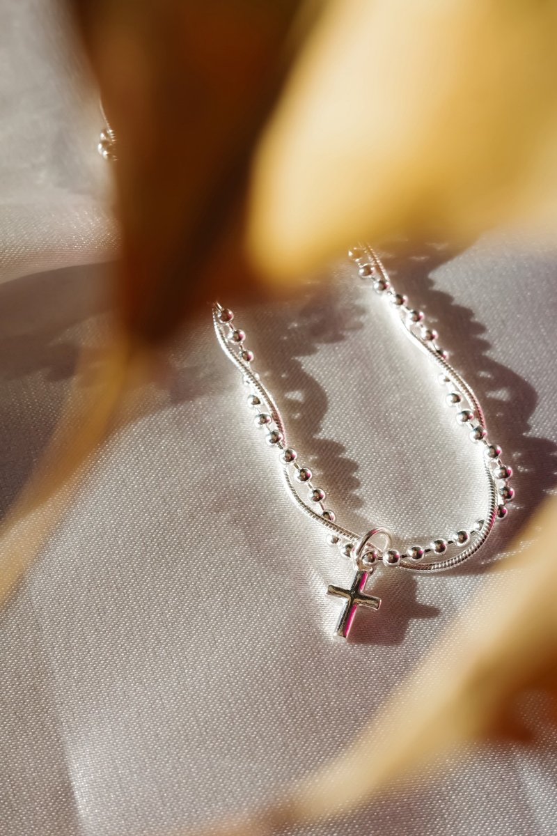 純銀旋轉十字架項鍊 - 項鍊 - 其他金屬 銀色