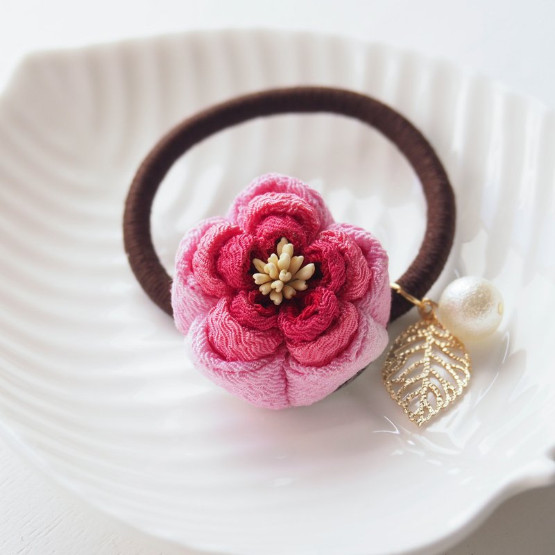 【甜美戀人】漸變粉紅色三重丸花髮圈橡筋 客製 つまみ細工 - 髮夾/髮圈 - 聚酯纖維 粉紅色
