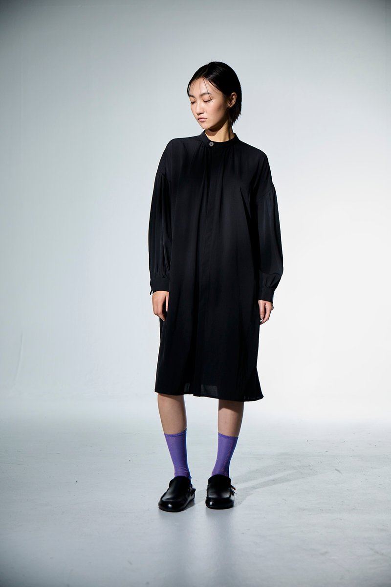 細褶長袖洋裝 - 洋裝/連身裙 - 其他材質