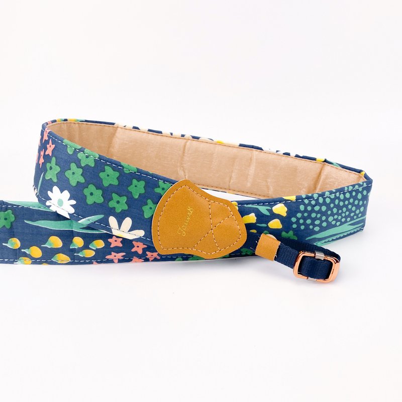 減壓背帶-寬度4cm-Flora芙洛拉-韓國棉布-北歐花神簡約青春的- - 相機背帶 - 棉.麻 藍色