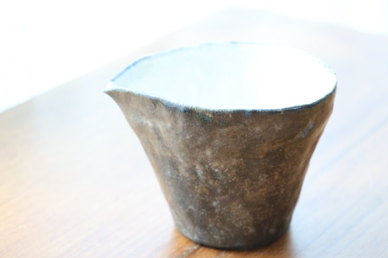 仿文物斑駁侘寂風手捏陶茶海/公道杯茶具美國進口陶土藝術盆器 - 茶壺/茶杯/茶具 - 陶 咖啡色