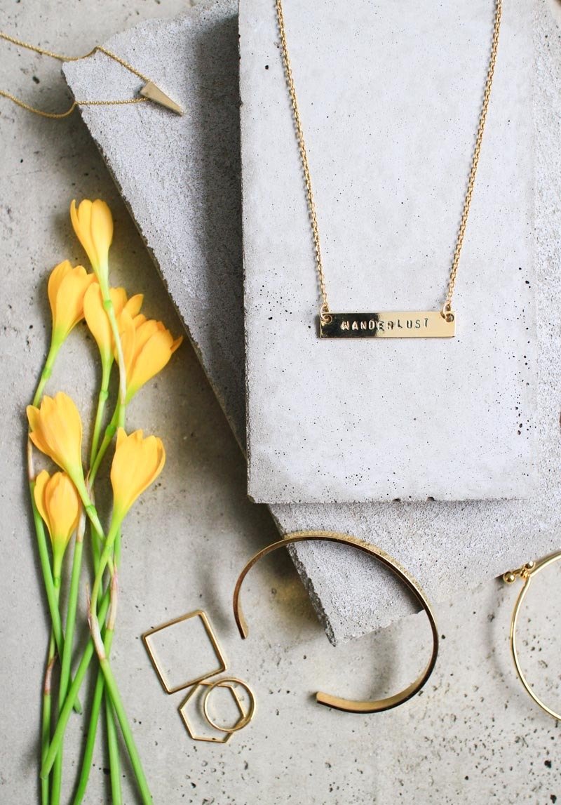 WANDERLUST 幸運平衡骨項鍊 簡約獨特, 情人節,母親節, 生日禮物, 閨蜜 - 項鍊 - 紙 金色