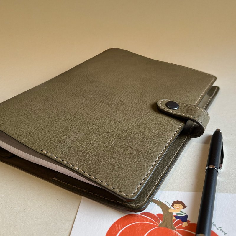 Urban  A6/A5 六孔活頁皮革筆記本/手帳//植鞣革 -橄欖綠 客製化 - 筆記本/手帳 - 真皮 綠色