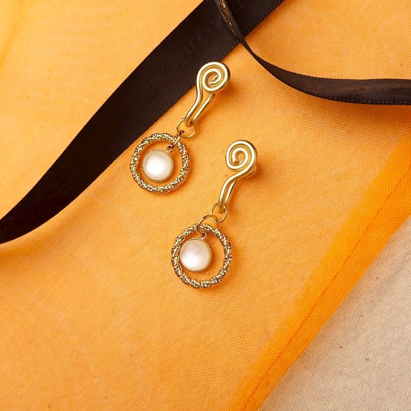 Eyes of Tomorrow 無痛耳夾 - 耳環/耳夾/耳骨夾 - 其他金屬