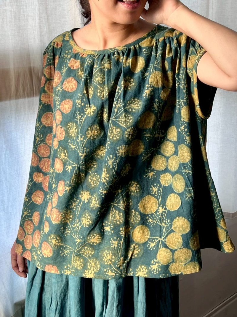 khadi 丸sodeシャツ B046 月花草 flower - 女上衣/長袖上衣 - 棉.麻