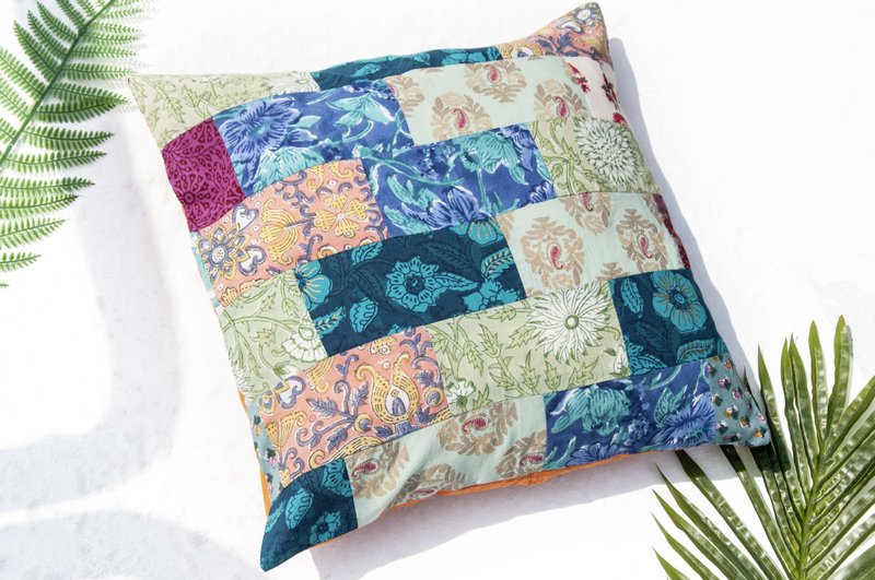 手工木刻印抱枕套 純棉抱枕套 手工印花抱枕套-歐洲荷蘭粉色花朵 - 枕頭/抱枕 - 棉.麻 多色