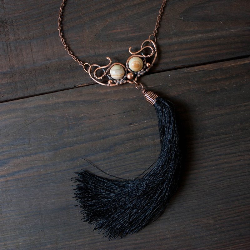 Statement Onyx Necklace with Black Tassel - 項鍊 - 銅/黃銅