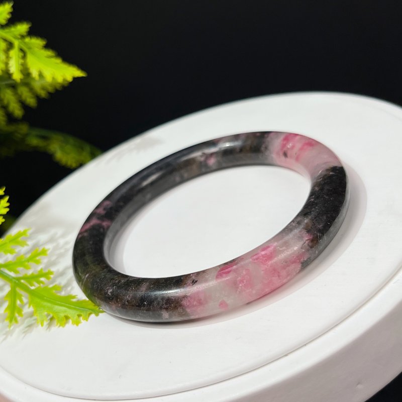 櫻花雨薔薇輝手鐲59MM 玉化星光潑墨風玫瑰石桃花玉手環 心輪魅力 - 手鍊/手環 - 半寶石