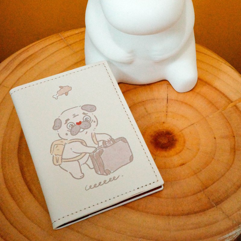 【護照套】皮革護照套 x 手繪巴哥波子 - 護照夾/護照套 - 人造皮革