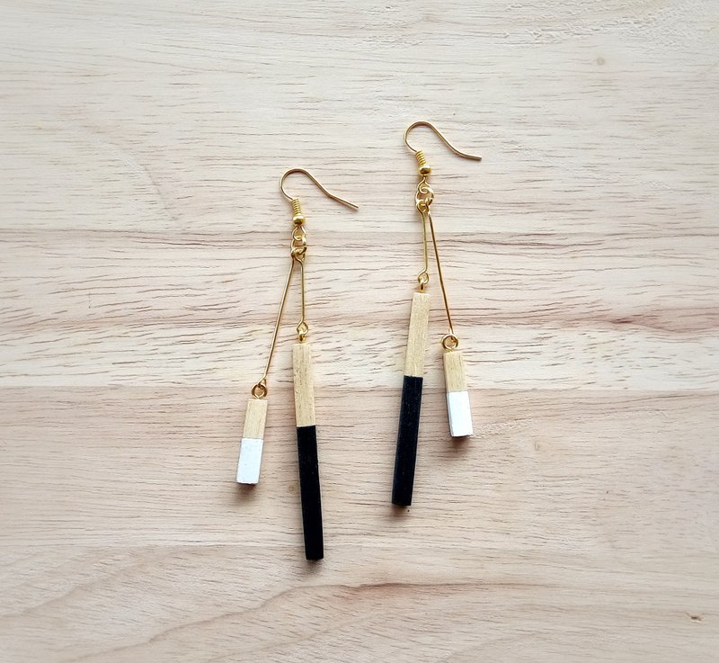 Wooden earrings no.1