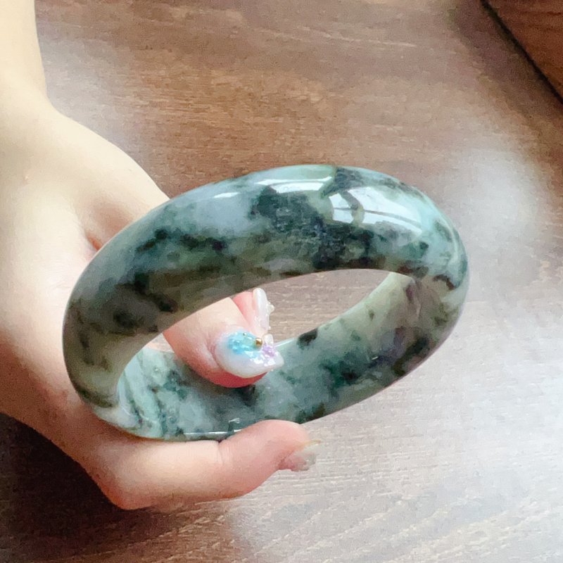 飄花翡翠手鐲 | 19.5圍 | 天然緬甸玉翡翠A貨 | 送禮 - 手鍊/手環 - 玉石 綠色