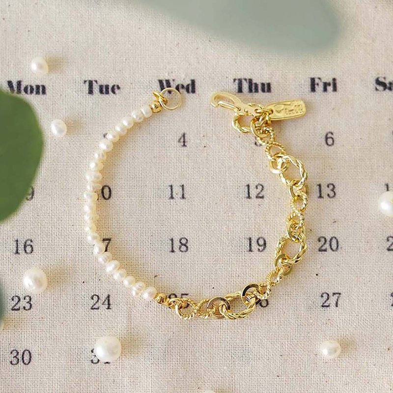 愛情 x 珍珠  誕生石 黃銅 K金 【希臘神的淚珠。晨曦】 手鍊 - 手鍊/手環 - 寶石