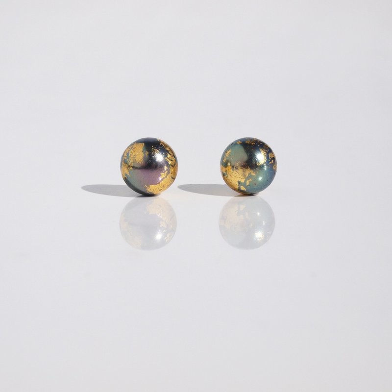 日本製  地球ピアス【8mm】金箔とピーコックパールのスタッドピアス イヤリング ユニセックス - 耳環/耳夾/耳骨夾 - 珍珠 綠色