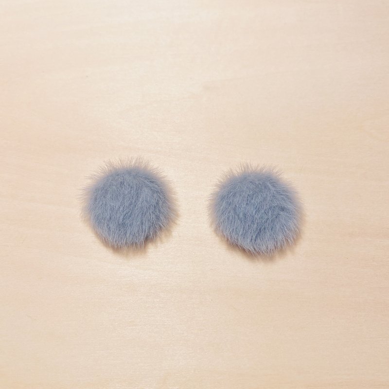 Vintage blue furry big meatball earrings