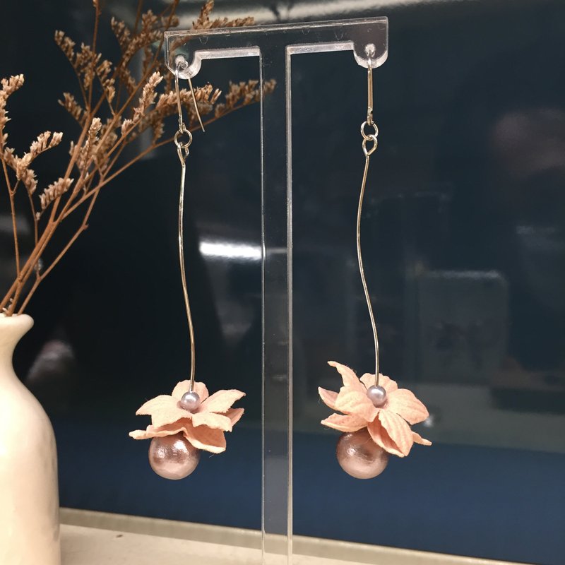 Petal Japanese Pearl Earrings