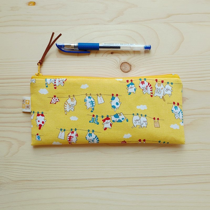 Cat sunbathing flat pencil case