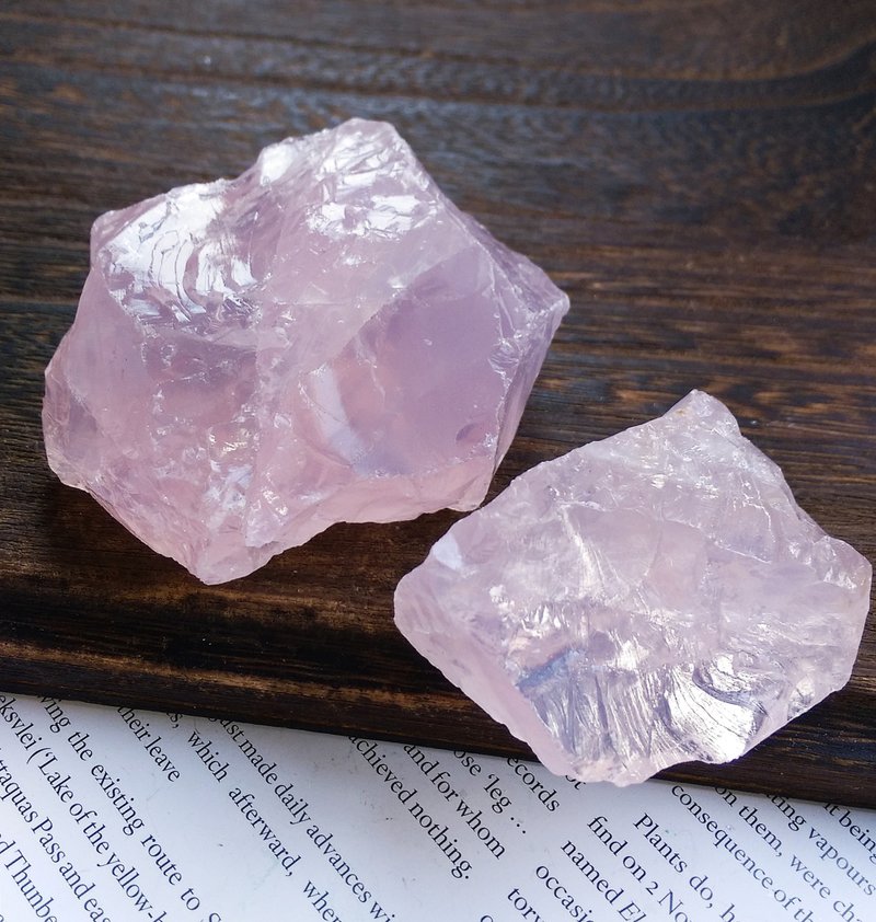 Rose Quartz  莫桑比克產地 天然粉晶  原石 原礦 一組2塊 - 擺飾/家飾品 - 其他材質